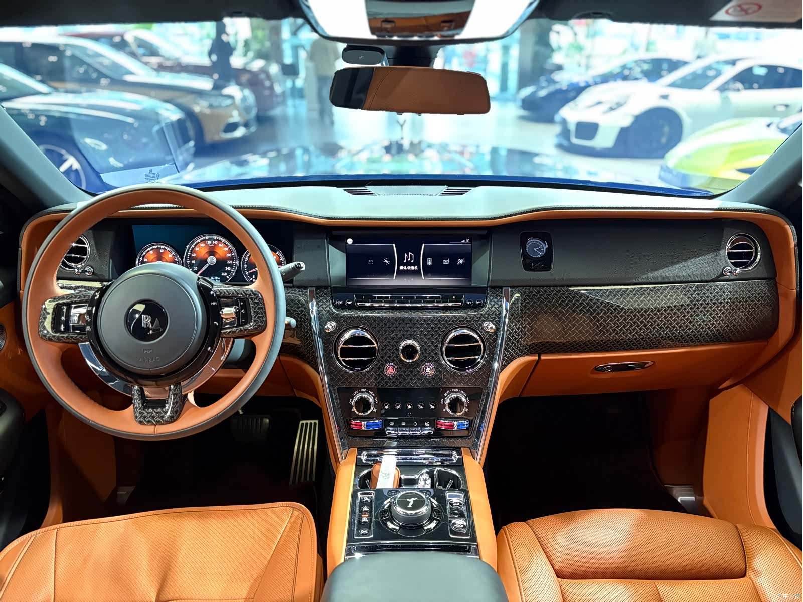 Rolls-Royce Cullinan, 2020 11