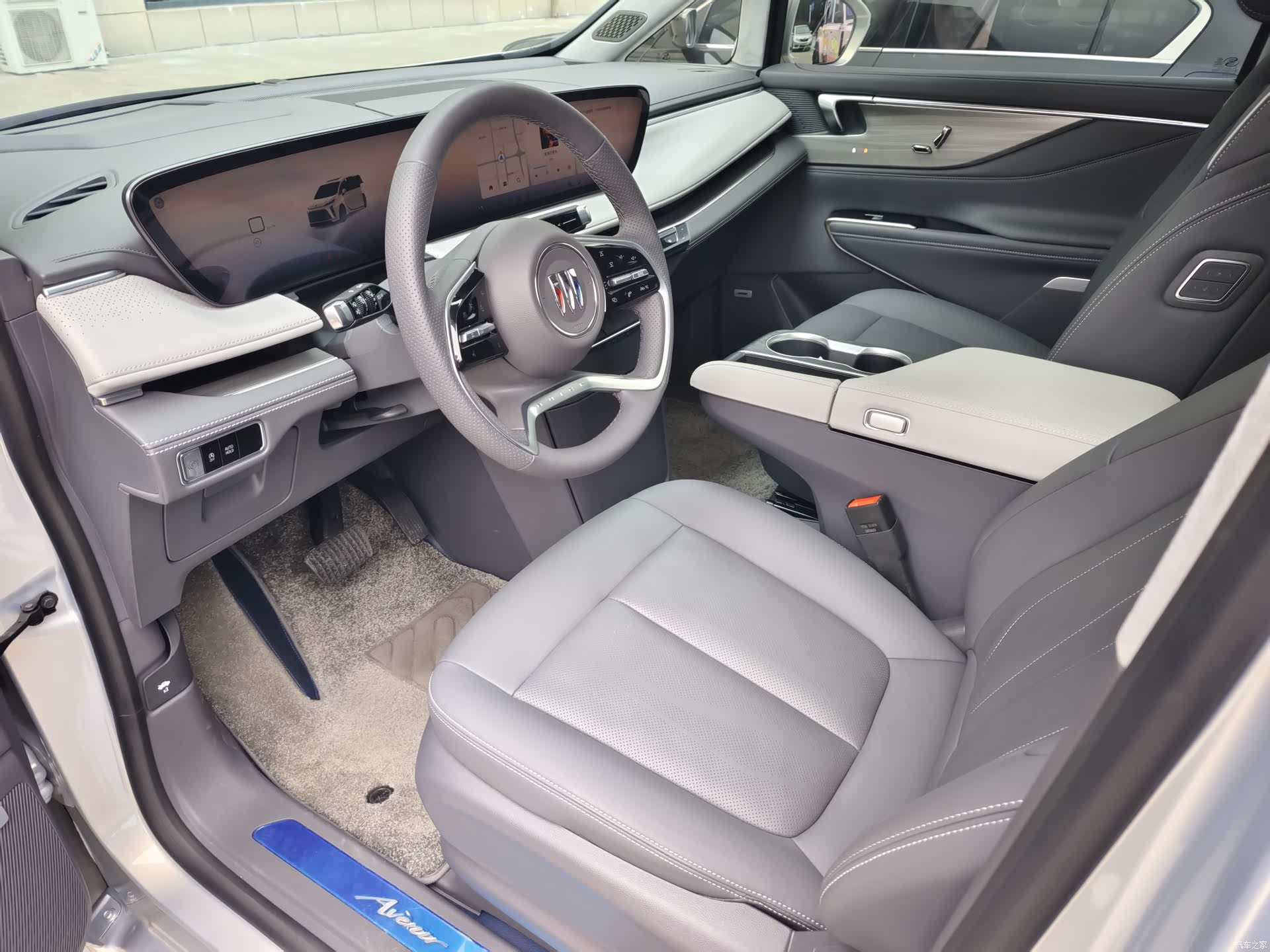 Buick GL8, 2026 10