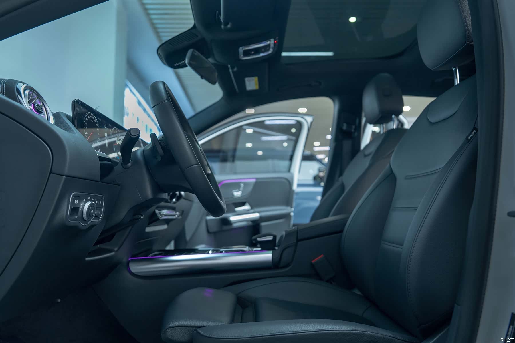 Mercedes-Benz GLA, 2023 12