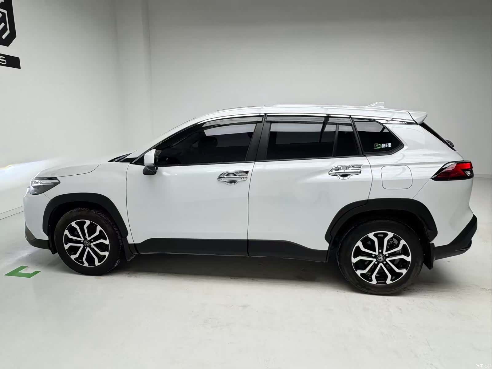 Toyota Frontlander, 2023 9