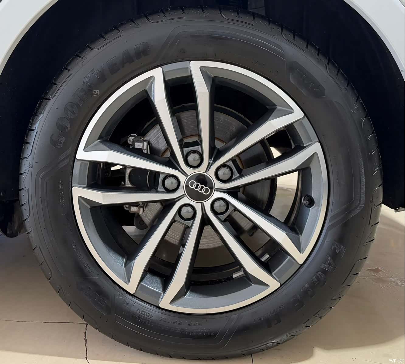 Audi Q3, 2023 28
