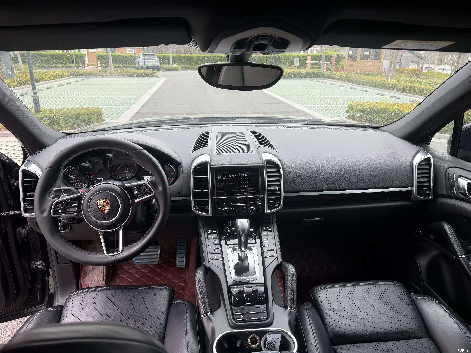 Porsche Cayenne, 2015 8