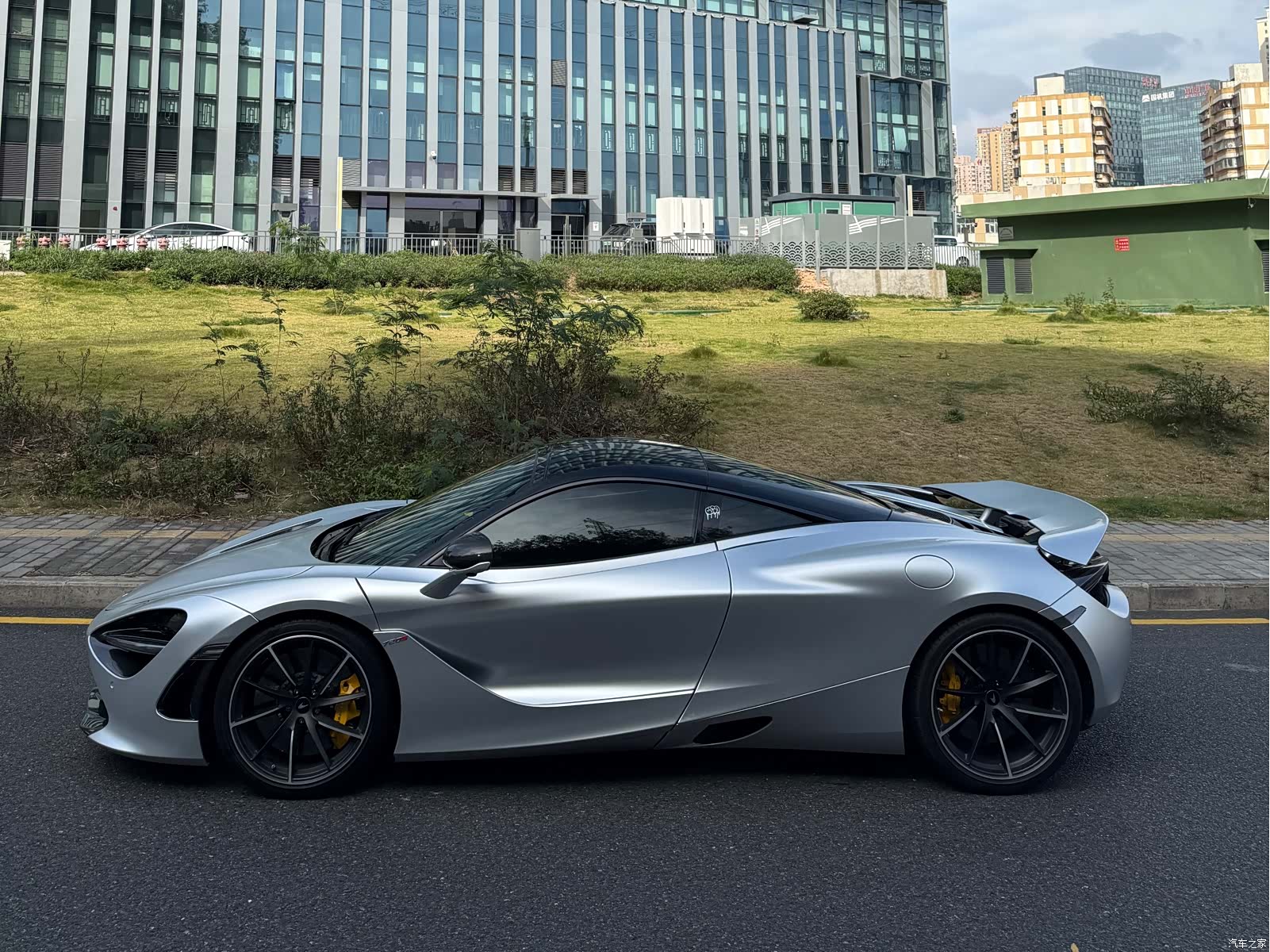 McLaren 720S, 2019 6