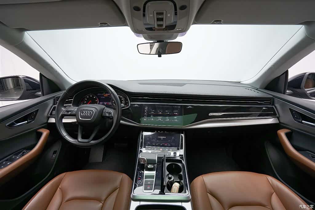 Audi Q8, 2022 12