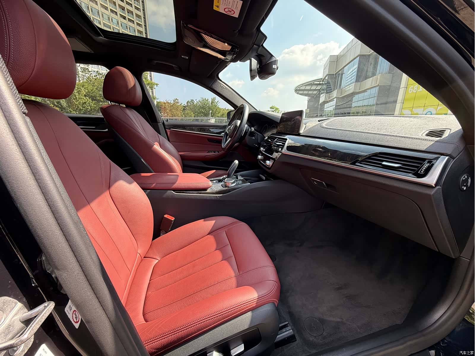 BMW 5 Series, 2019 21