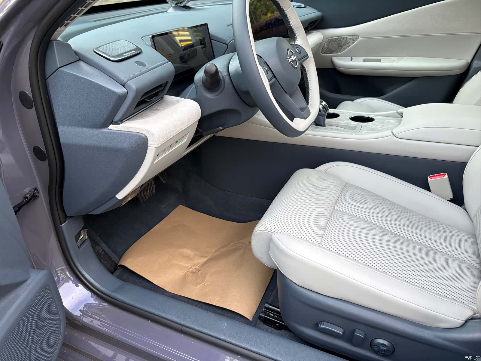 Nissan Teana, 2025 4