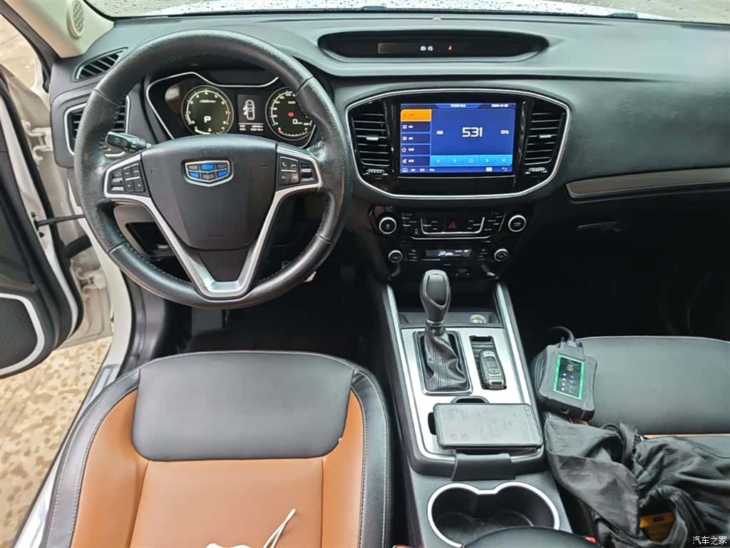 Geely X6, 2016 10