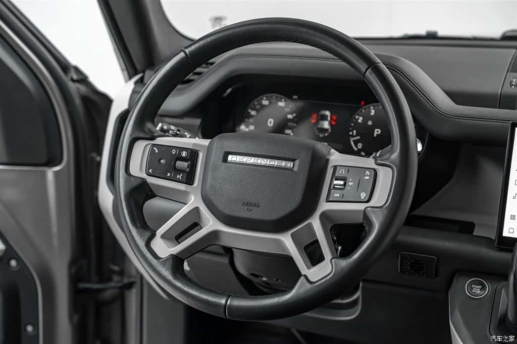 Land Rover Defender, 2024 27