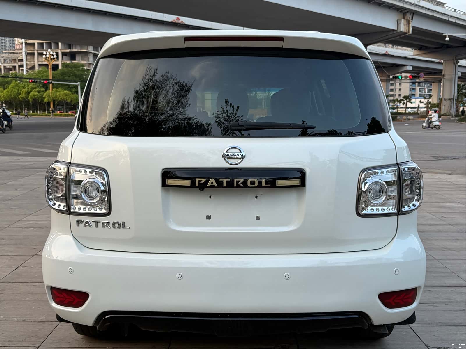 Nissan Patrol, 2017 все фото