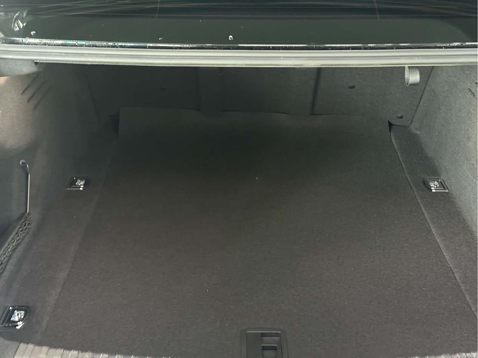 Audi A6L, 2020 11