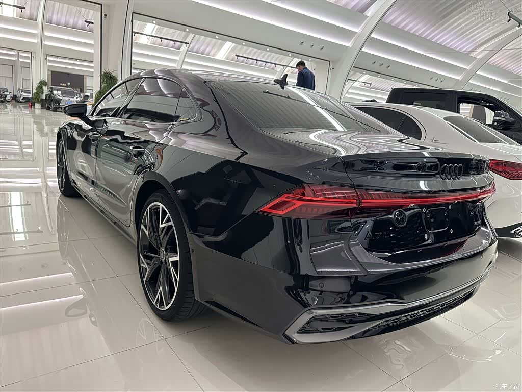Audi A7L, 2025 20