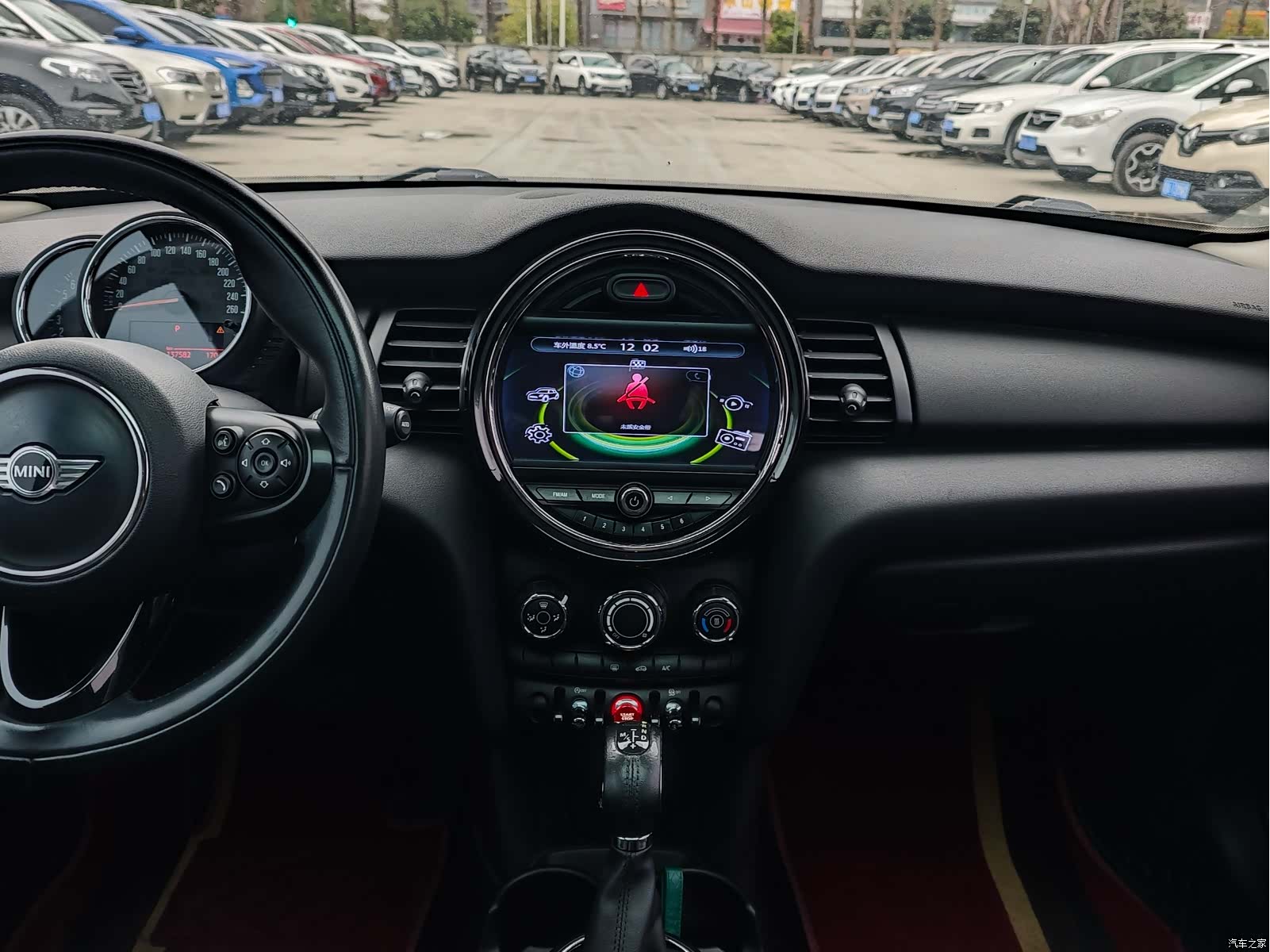 Mini ONE, 2017 8