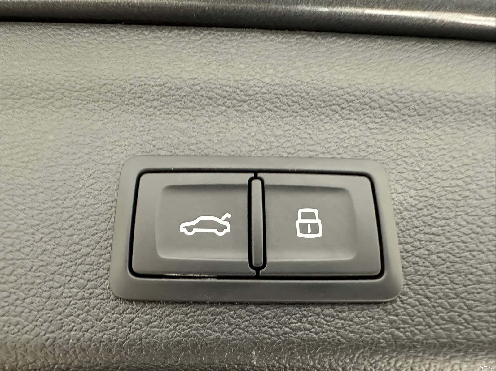 Audi Q3, 2022 10