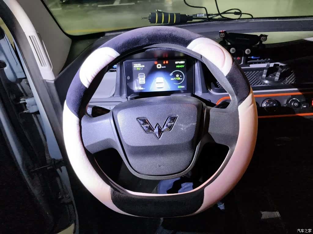 Wuling MINIEV, 2021 3