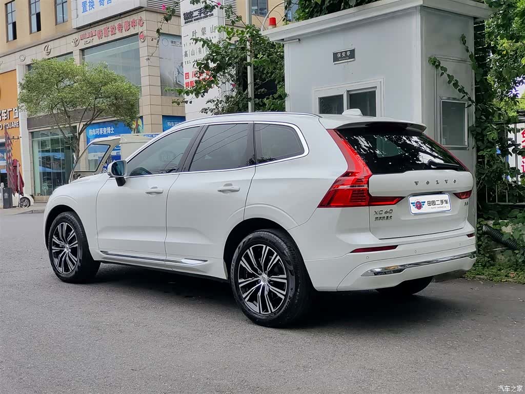 Volvo XC60, 2022 4