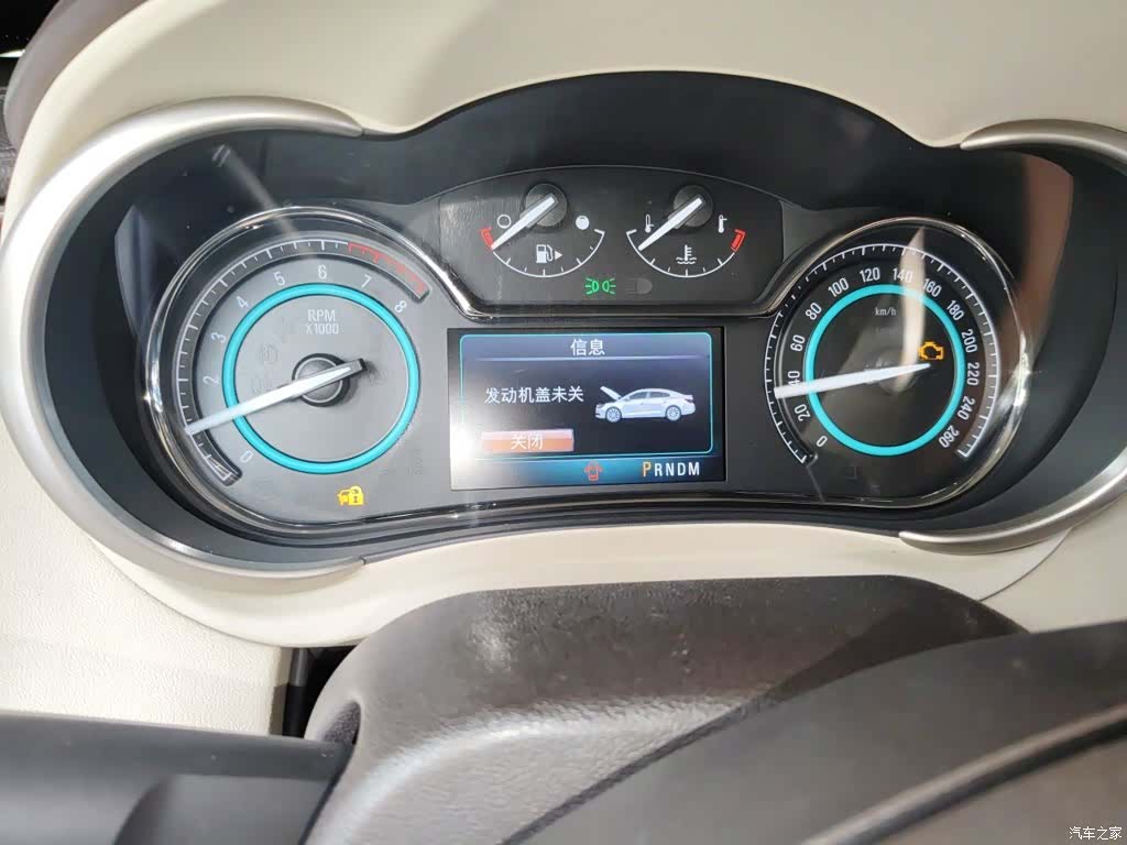 Buick LaCrosse, 2015 12