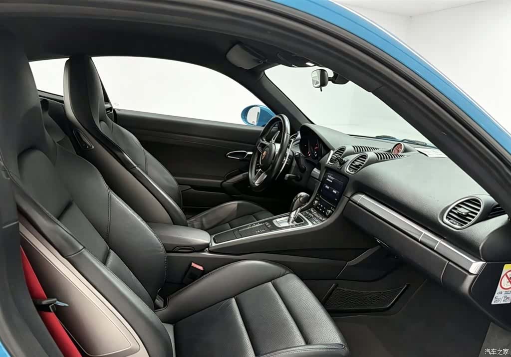 Porsche Cayman, 2017 все фото