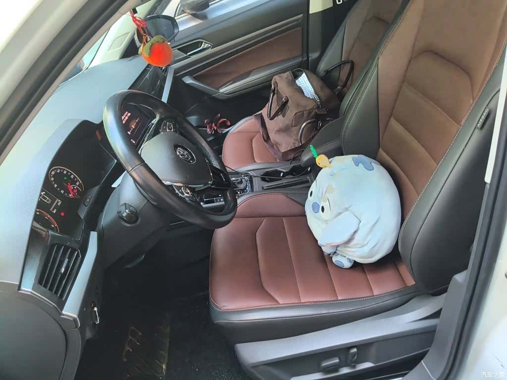 Volkswagen Lavida, 2019 11