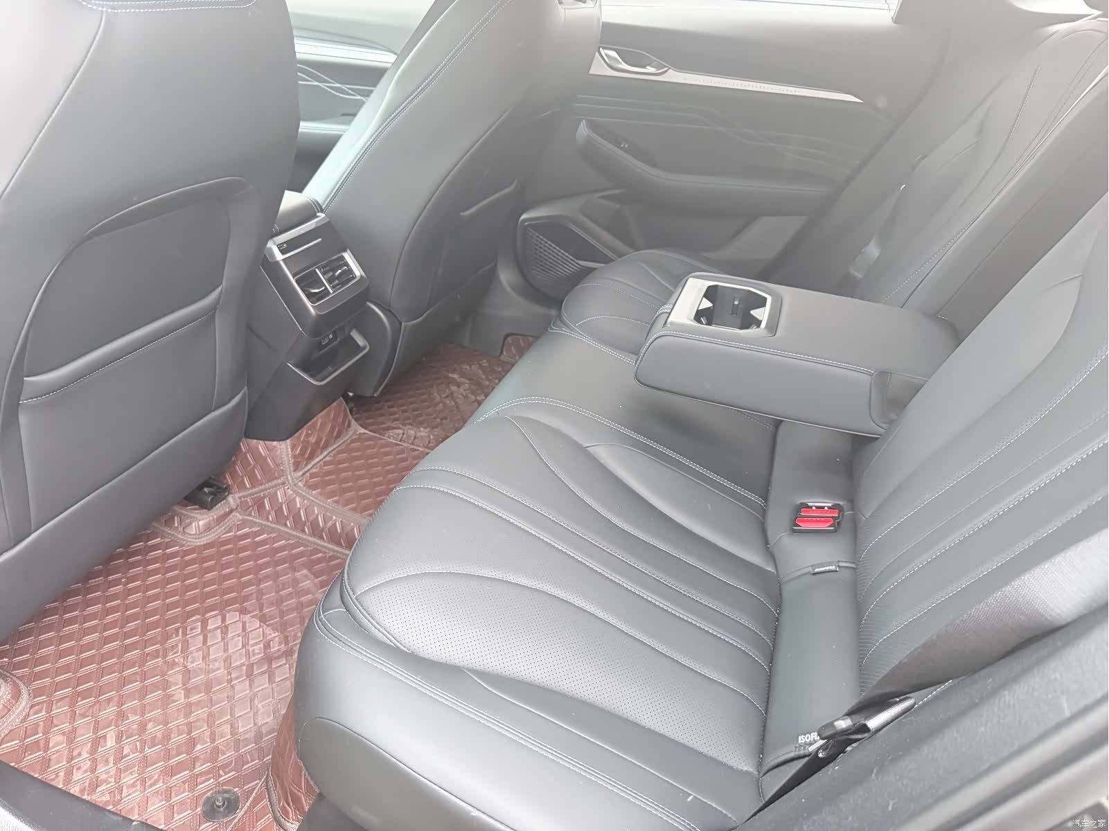Geely Preface, 2025 все фото