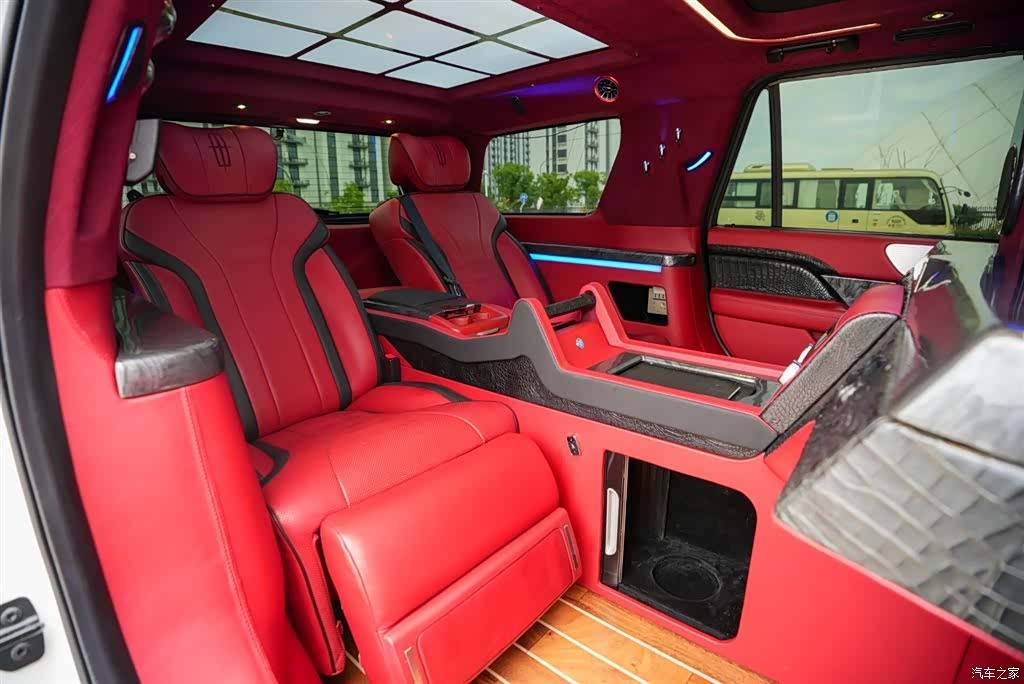 Lincoln Navigator, 2018 9