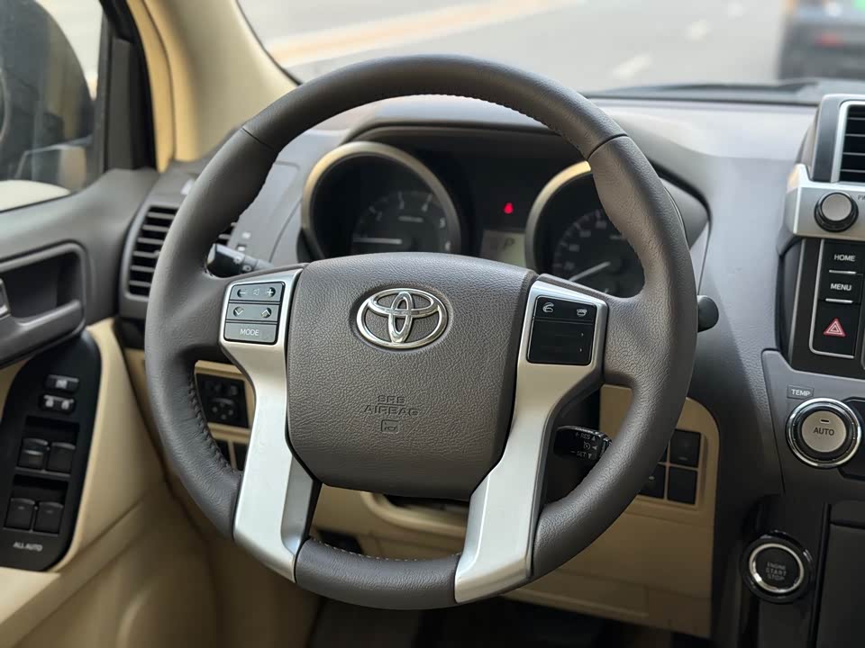 Toyota Prado
