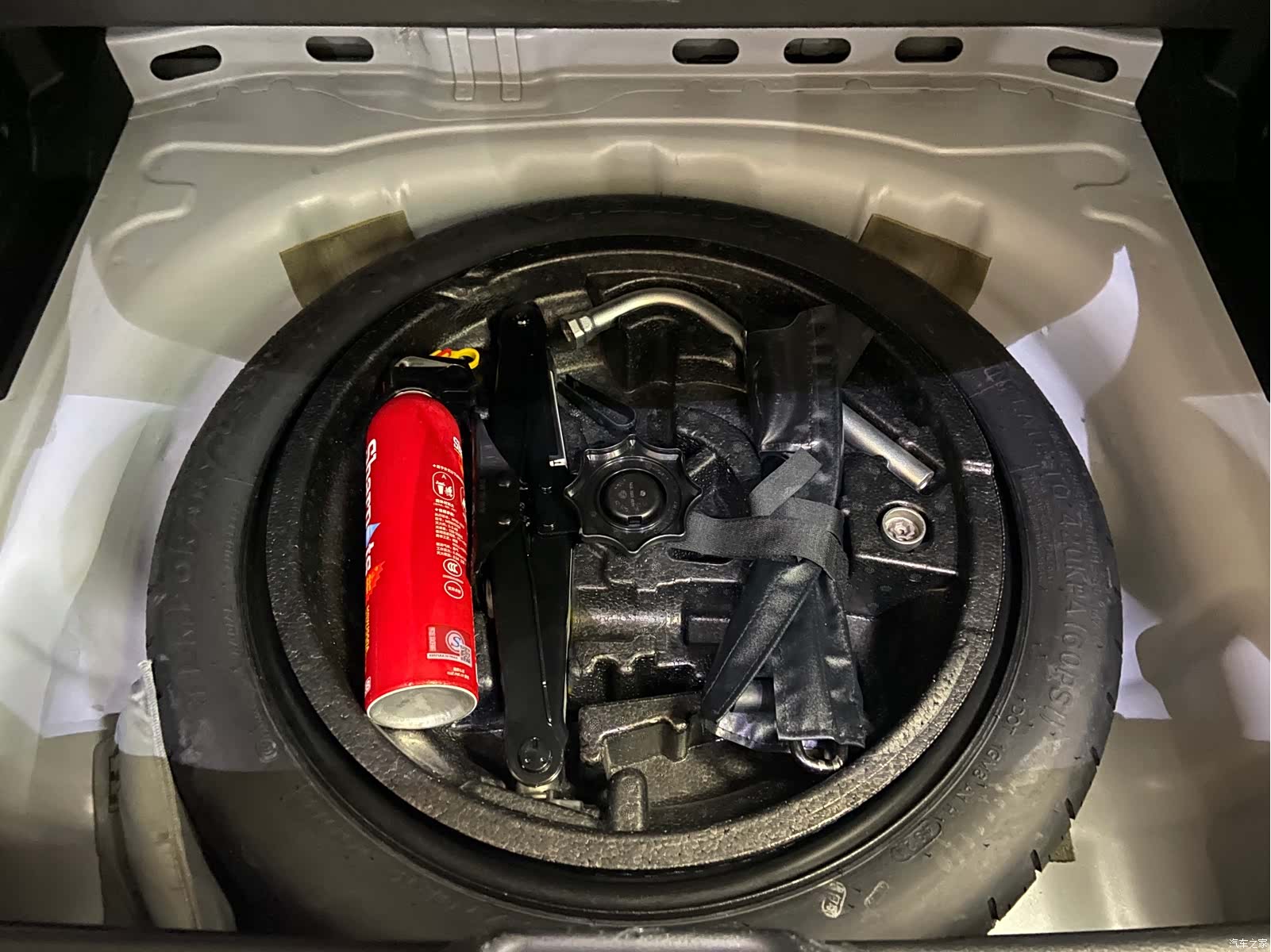 Audi Q2L, 2022 14