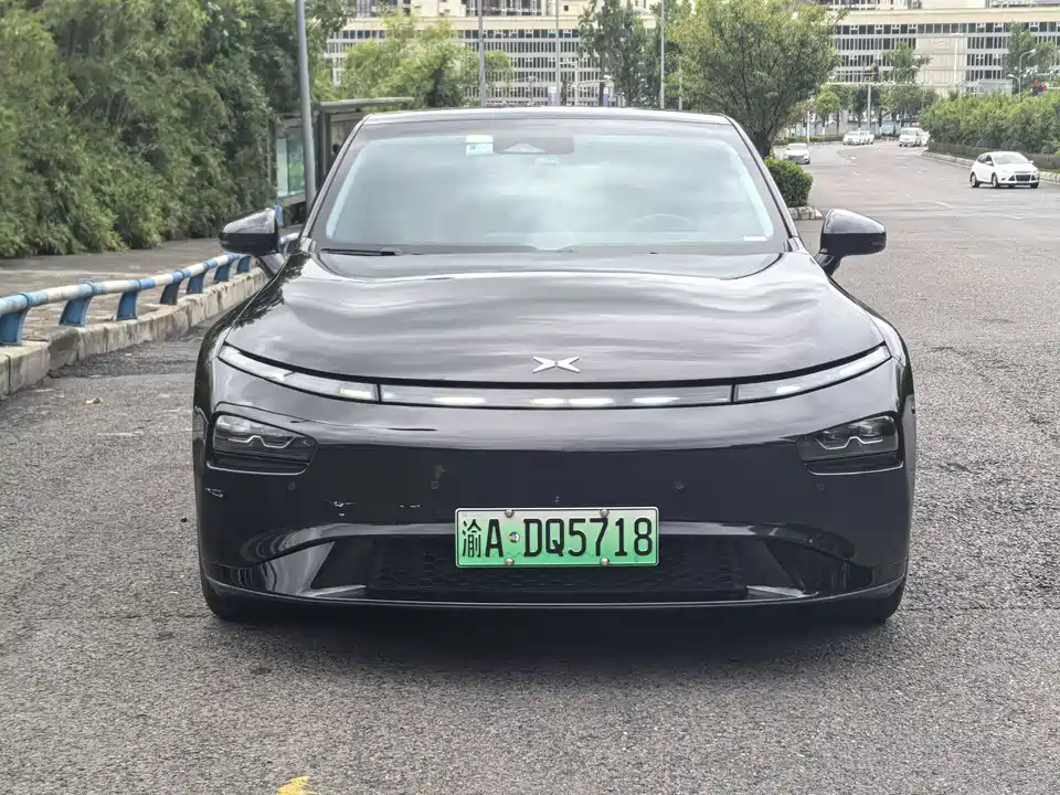 XPENG P7
