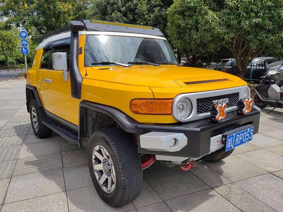 Toyota FJ Cool Luze