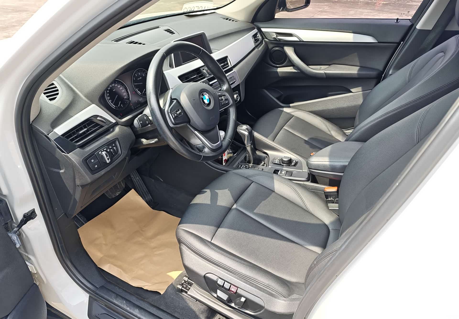BMW X1, 2018 6