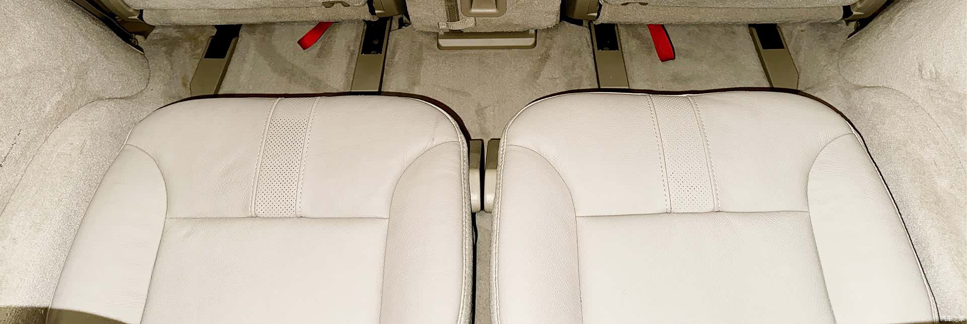 Mercedes-Benz R-Class, 2018 10