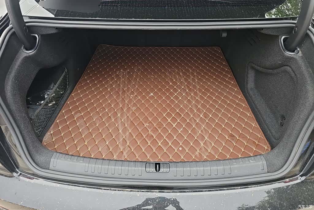 Audi A6L, 2020 4