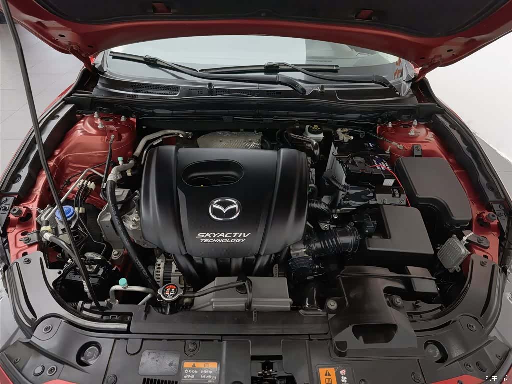 Mazda Mazda3, 2016 6