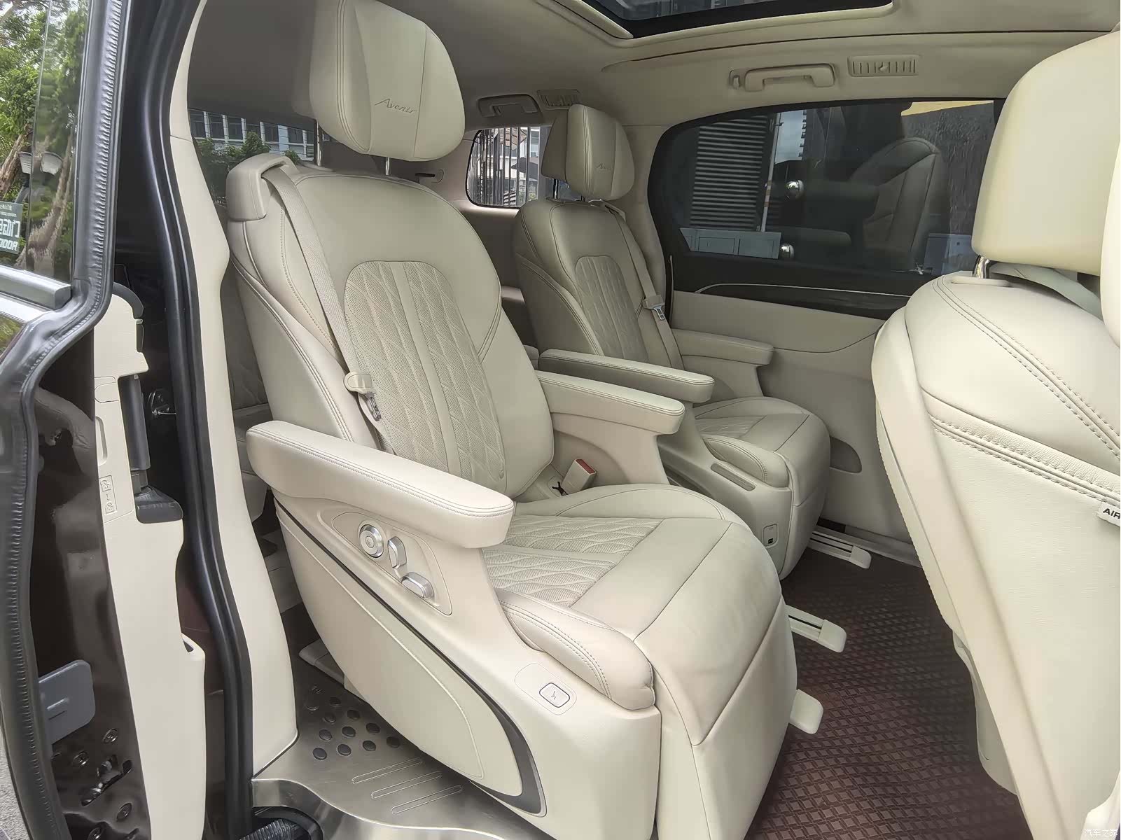 Buick GL8, 2020 20