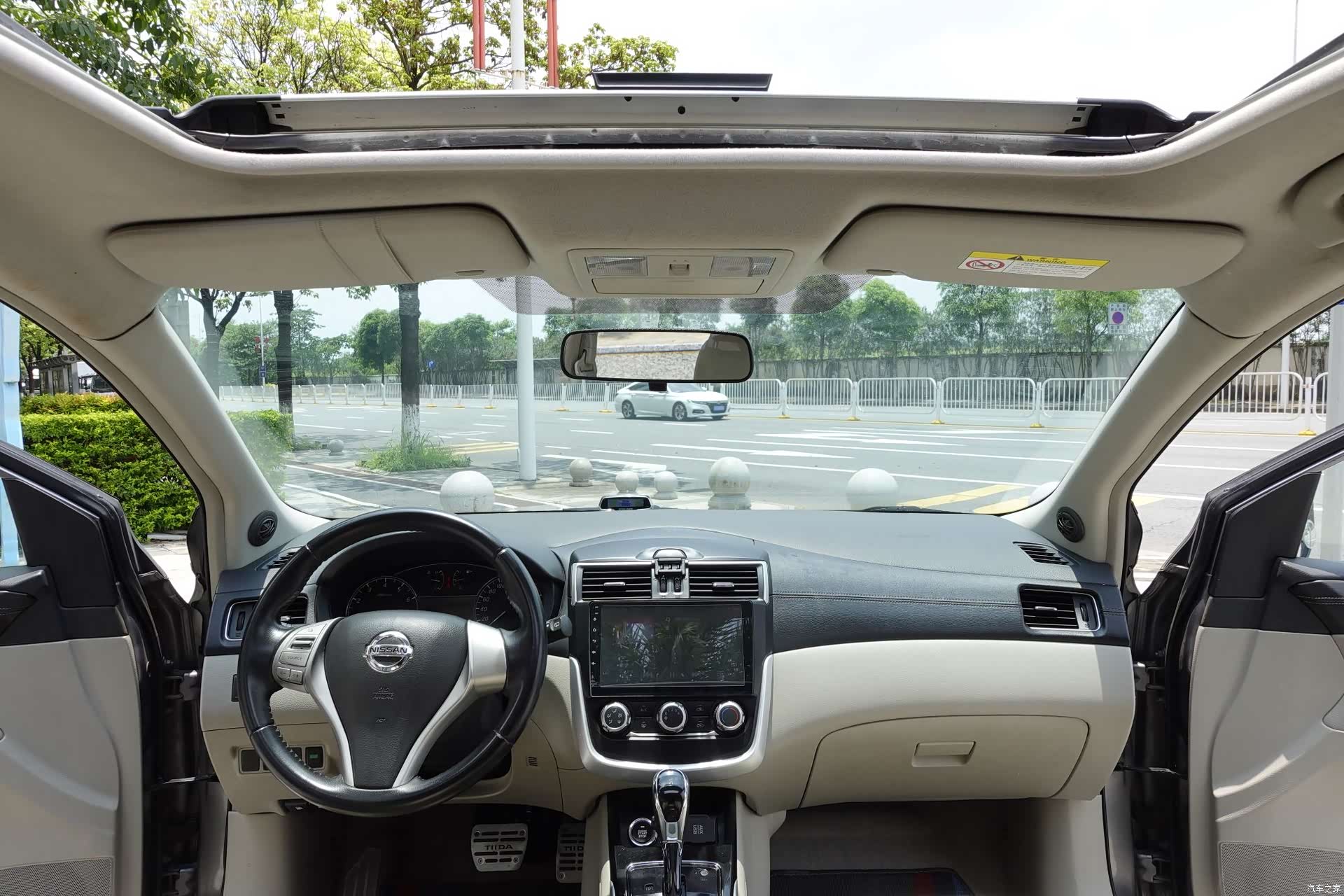 Nissan Tiida, 2017 13