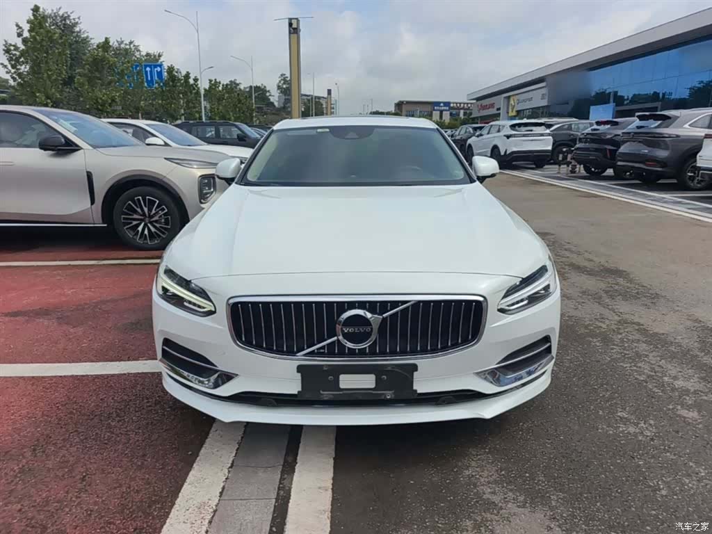 Volvo S90, 2020 3