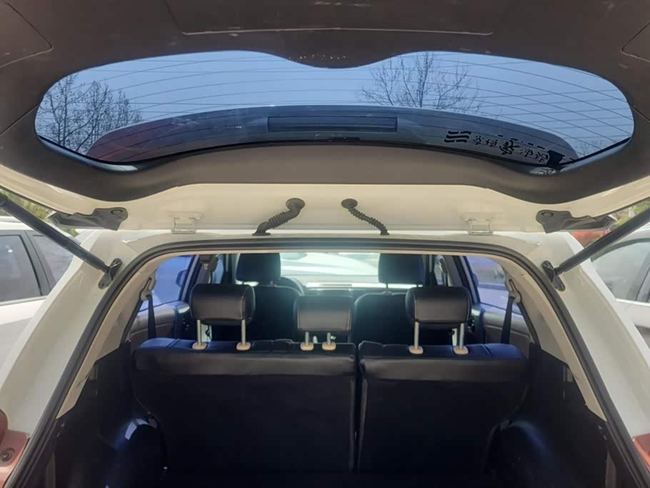 Toyota RAV4 Rongfang