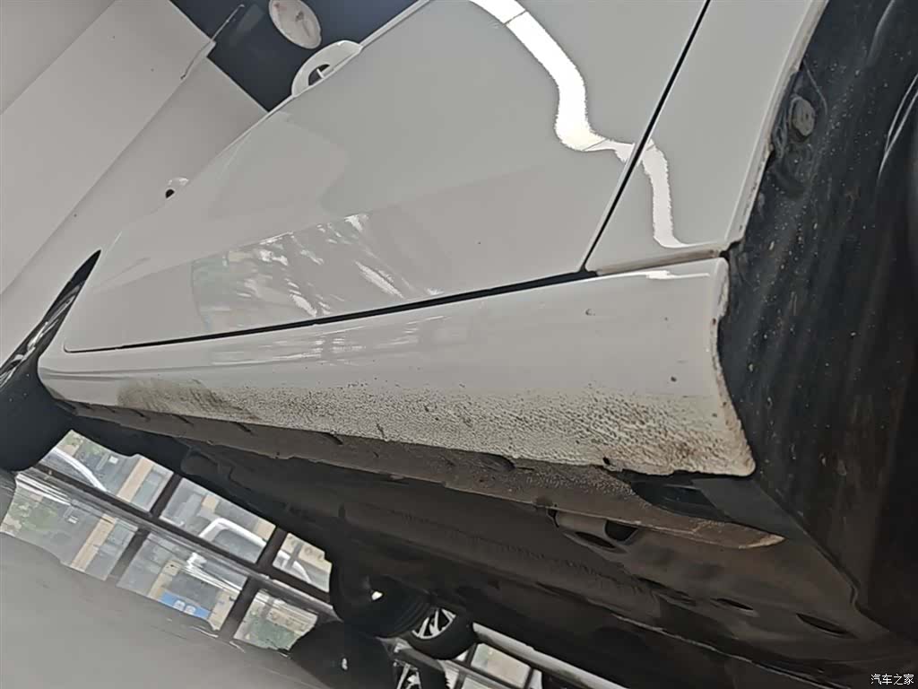 Geely Emgrand, 2025 21