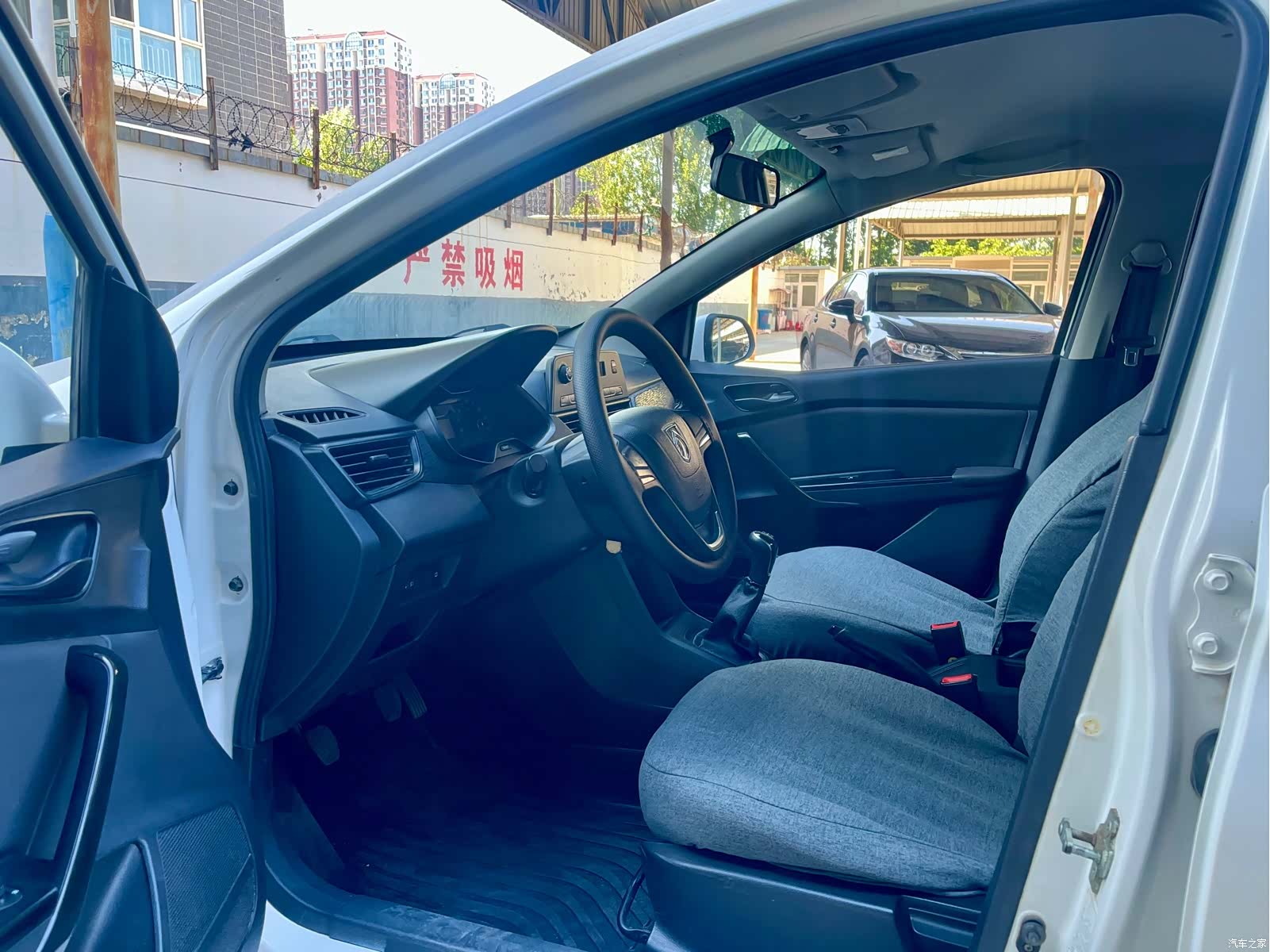 Wuling 310, 2021 все фото