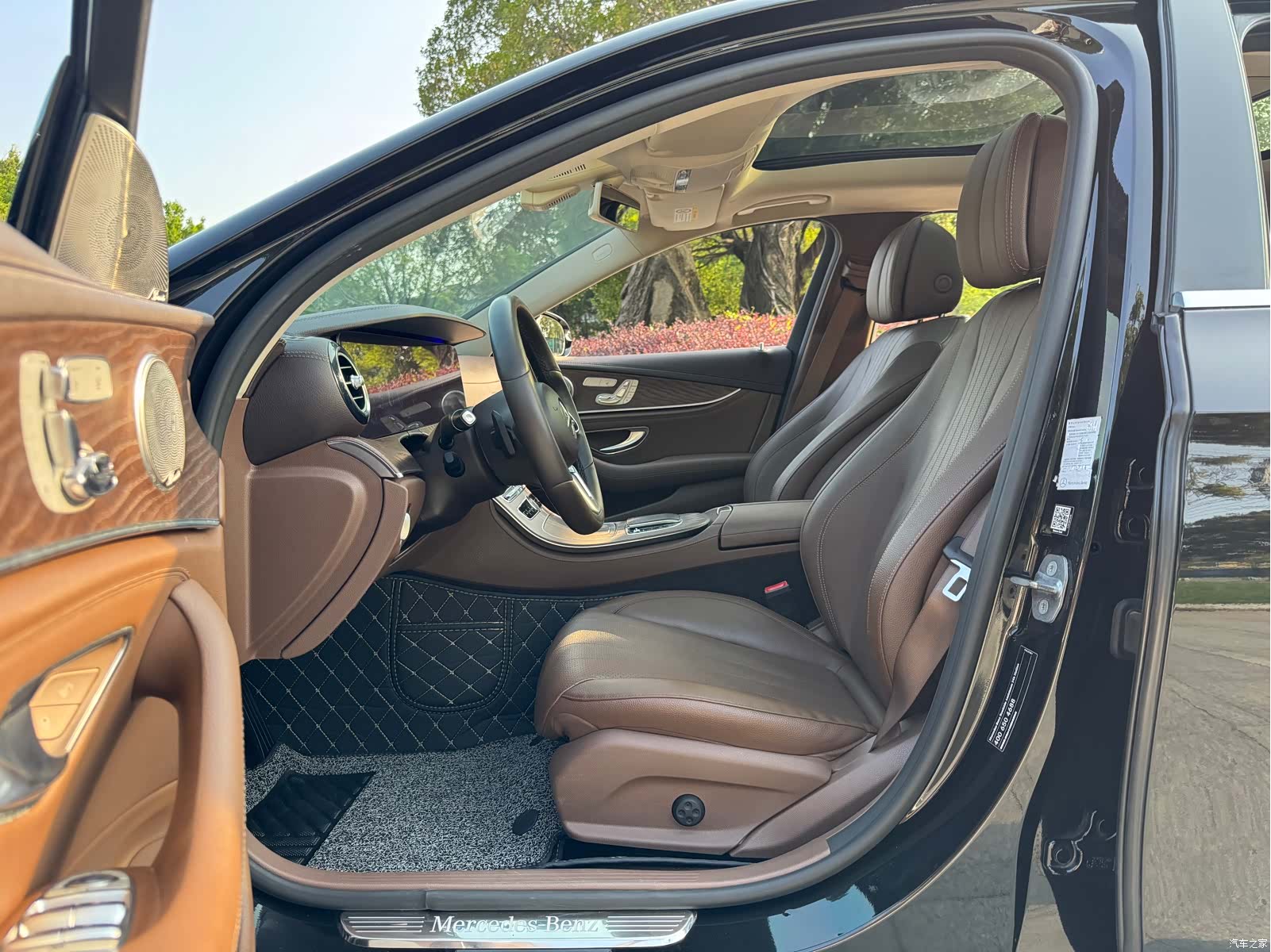 Mercedes-Benz E-Class, 2019 6