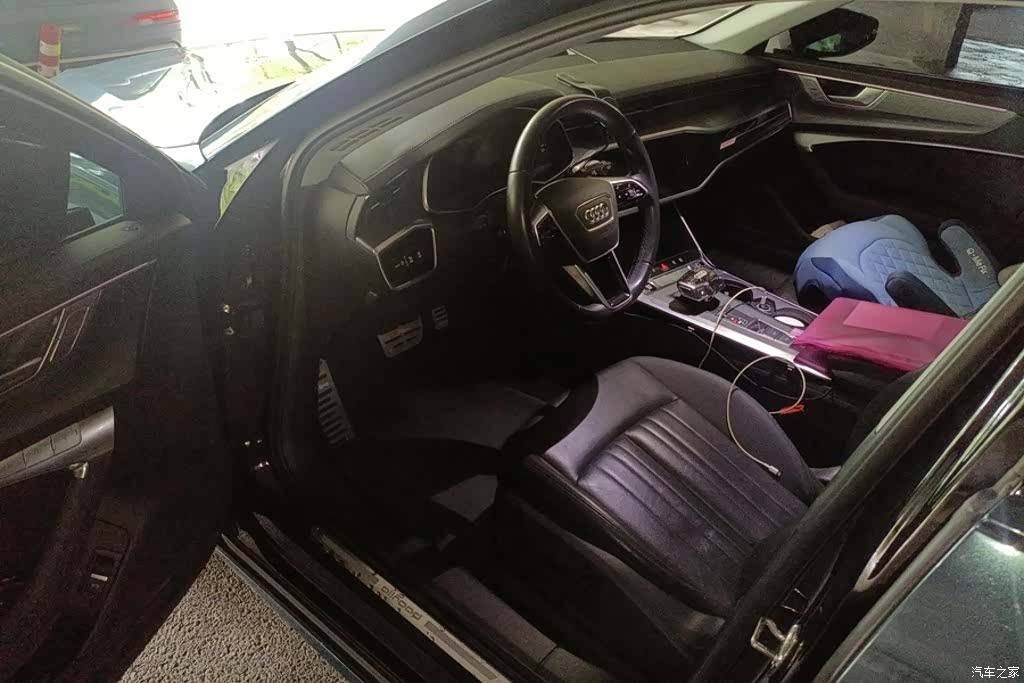 Audi A6, 2022 9
