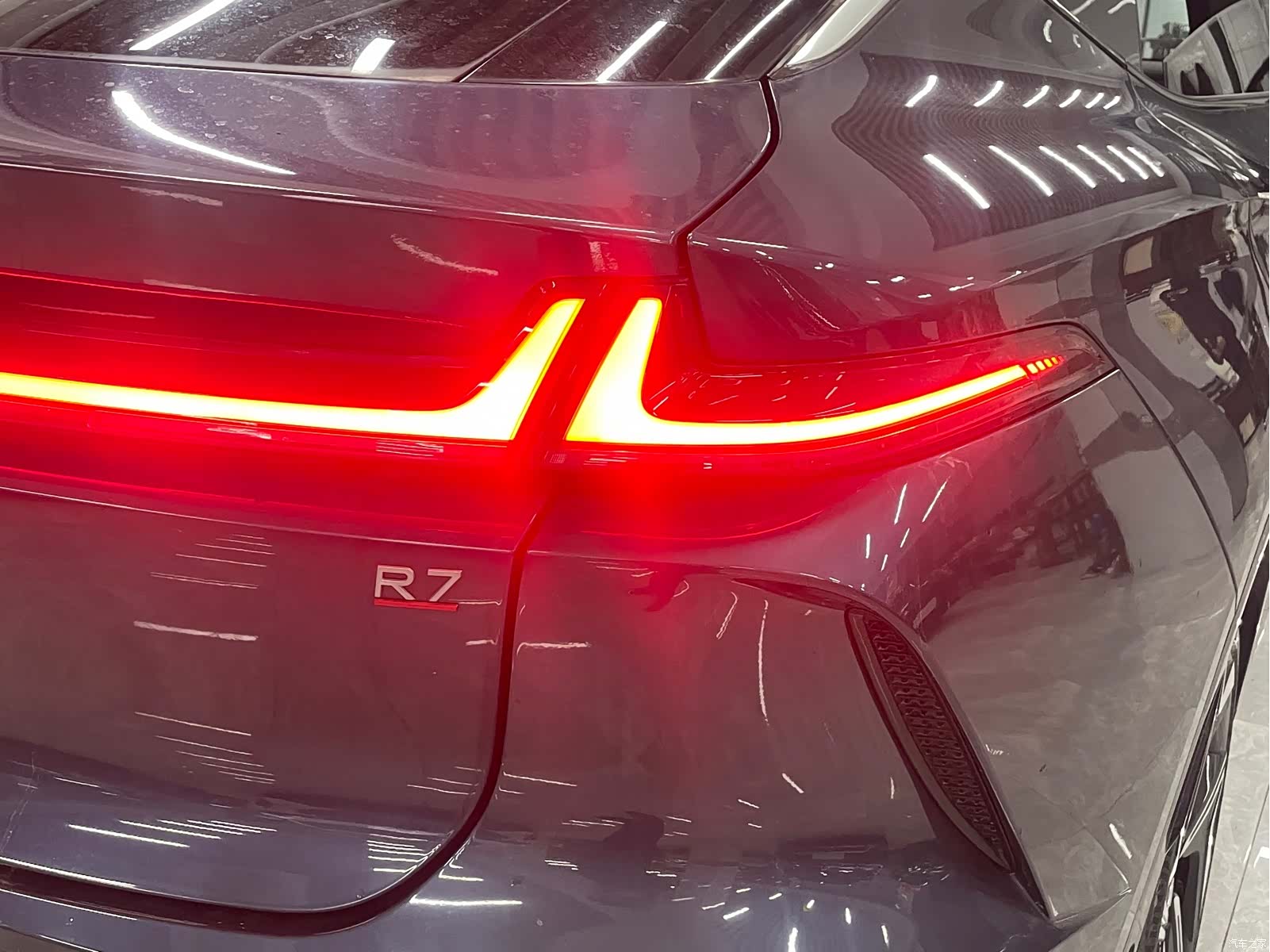 Rising Auto R7, 1900 24