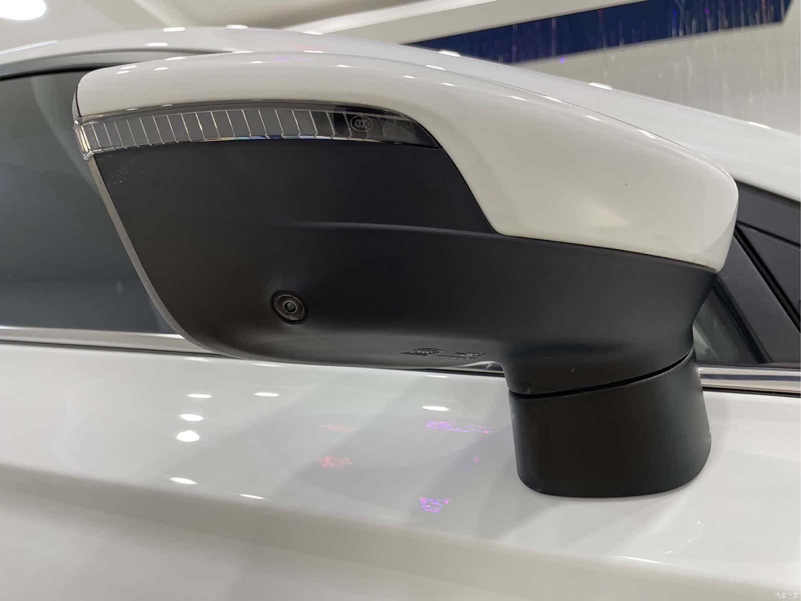 Geely Emgrand, 2021 15