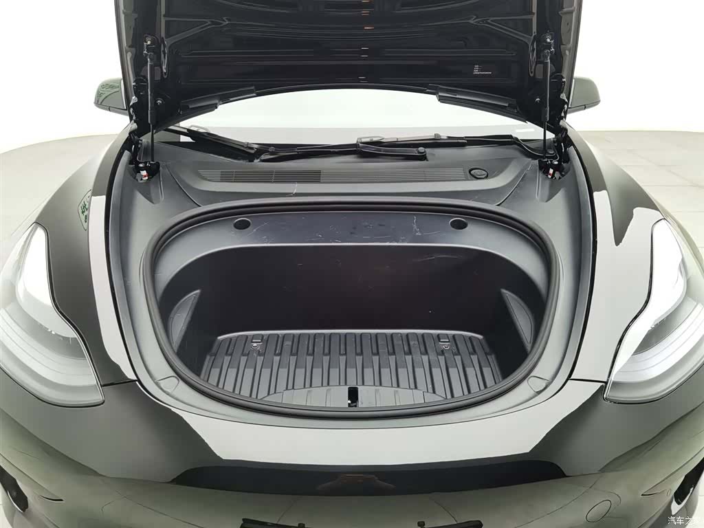 Tesla Model 3, 2023 6