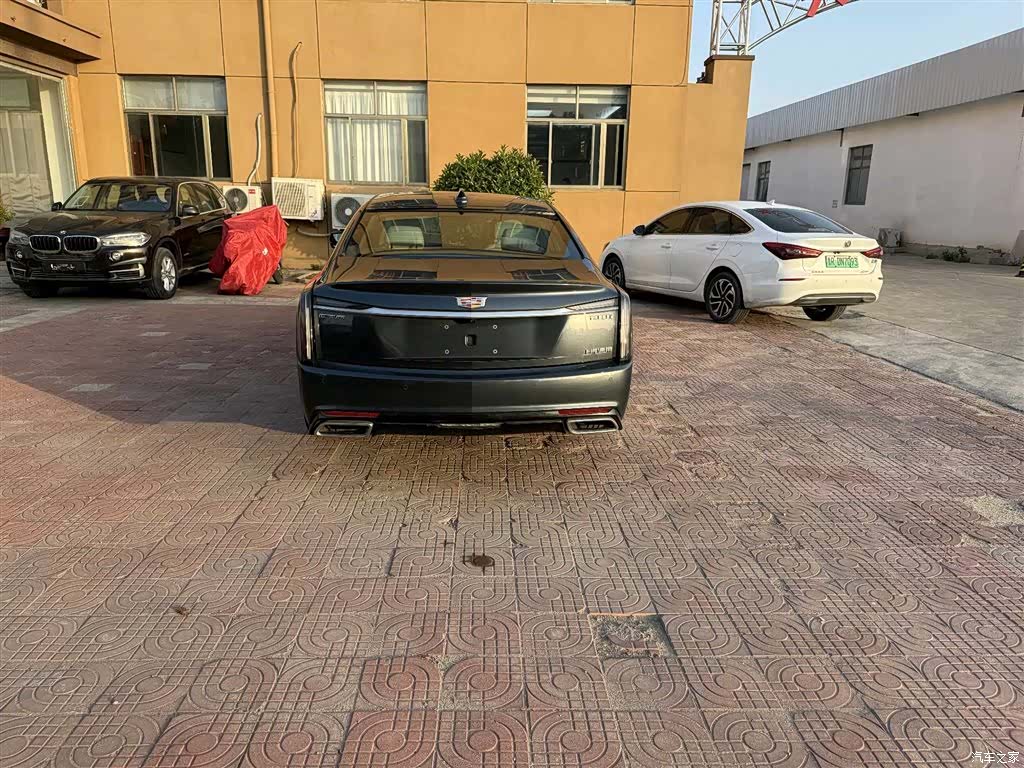 Cadillac CT6, 2026 3