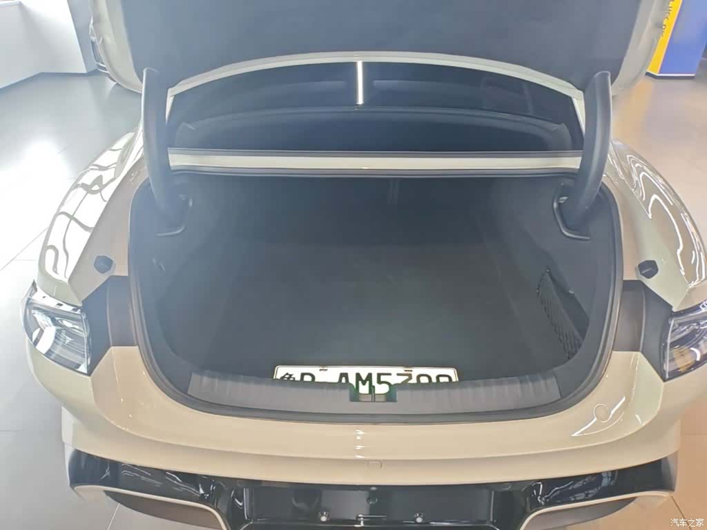 Xiaomi SU7, 2024 19