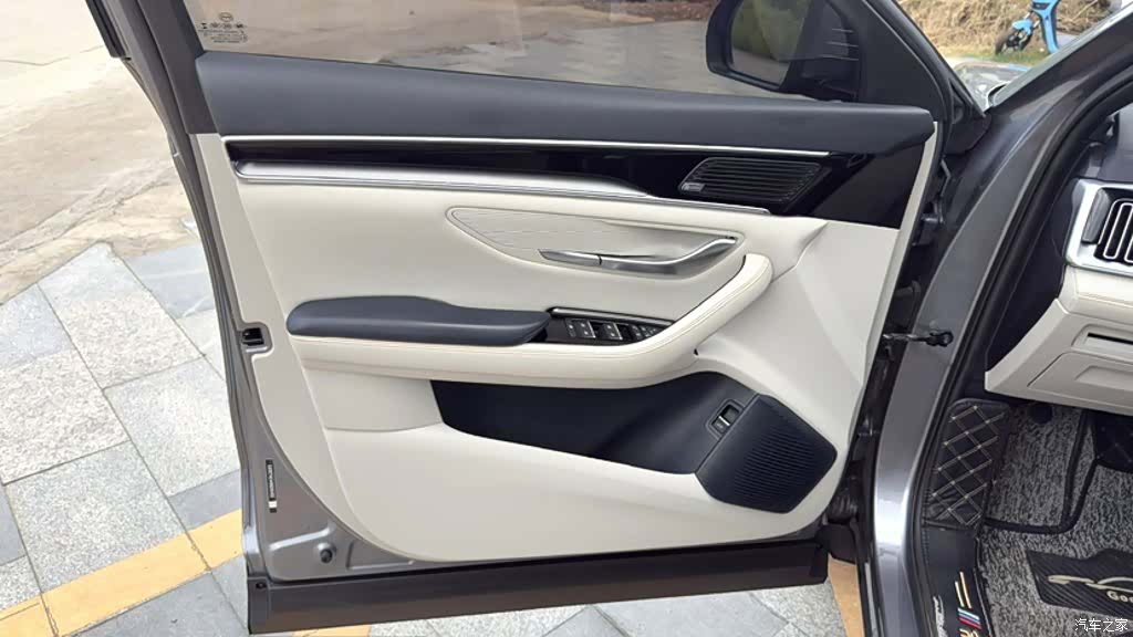 BYD Song, 2022 16