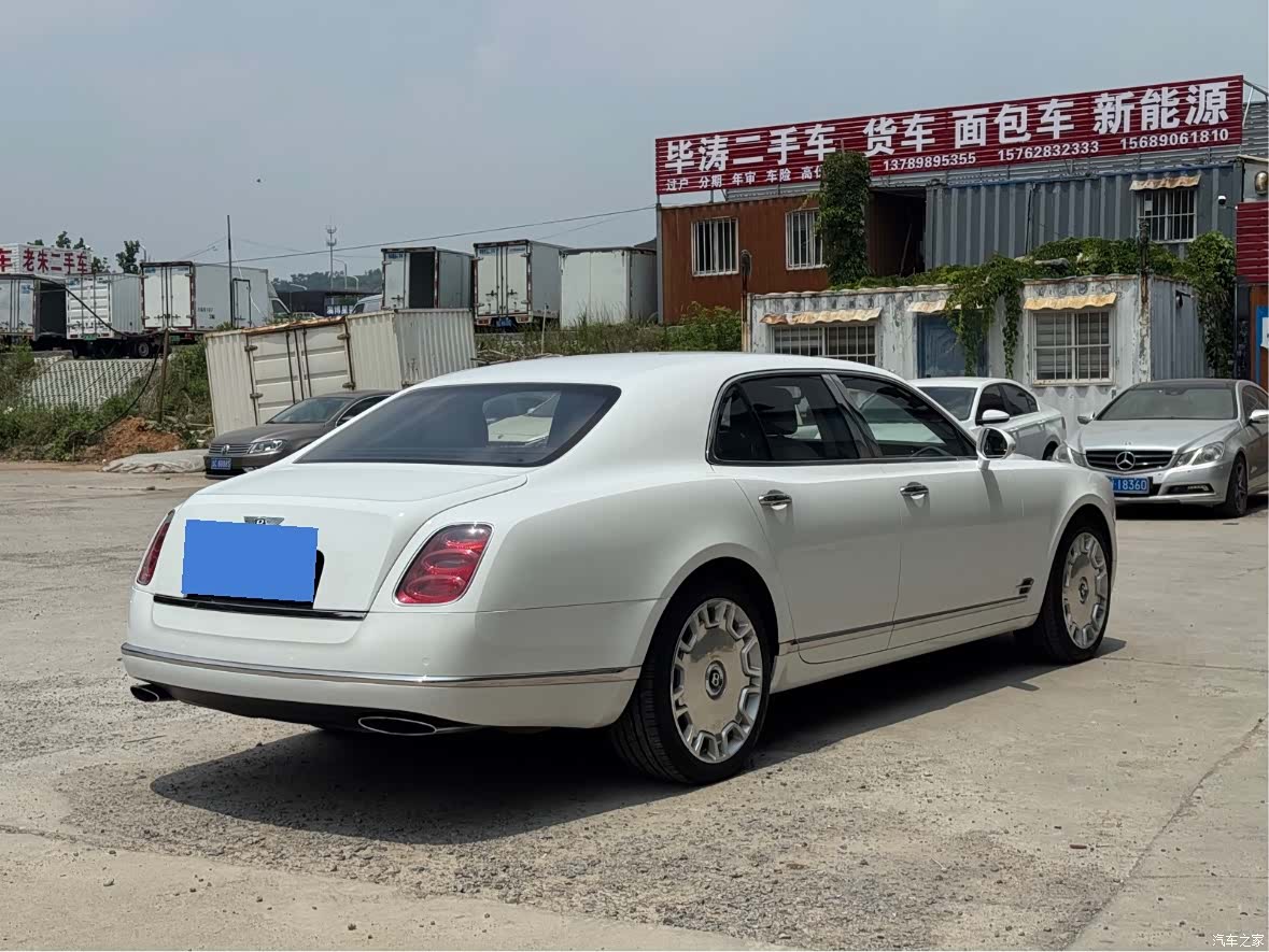 Bentley Mulsanne, 2011 10