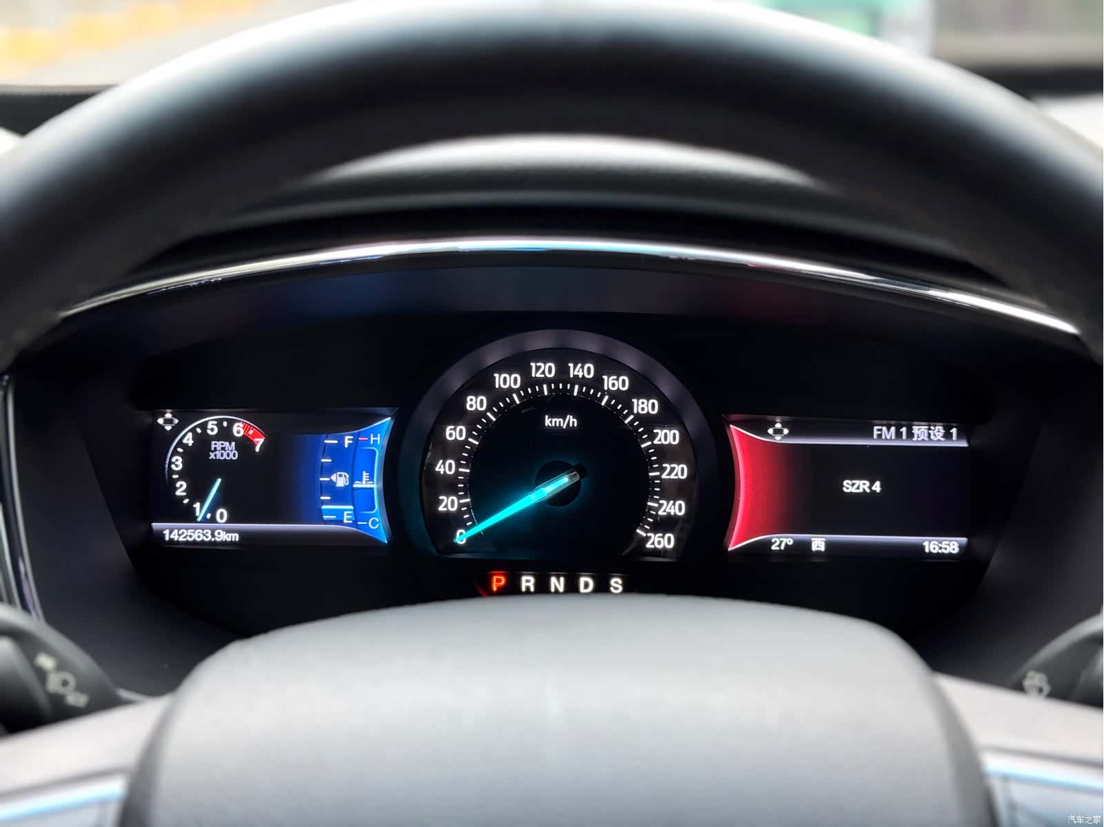 Ford Taurus, 2016 все фото