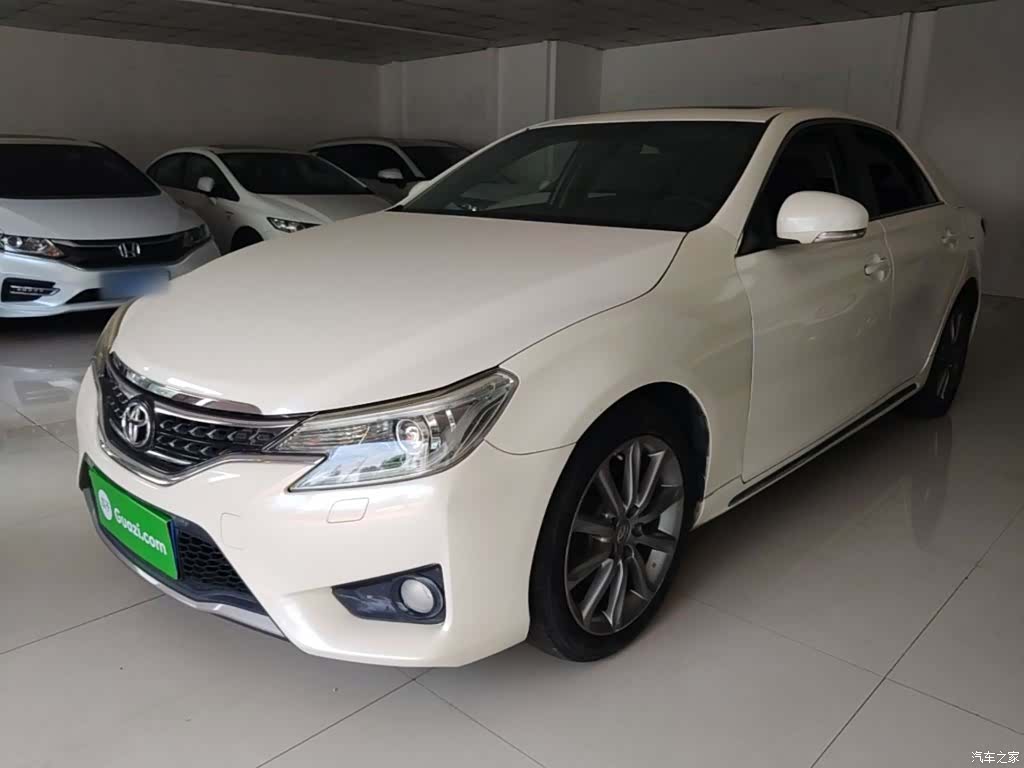 Toyota 2.5V, 2017 1