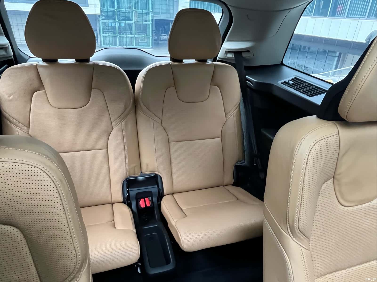 Volvo XC90, 2016 9